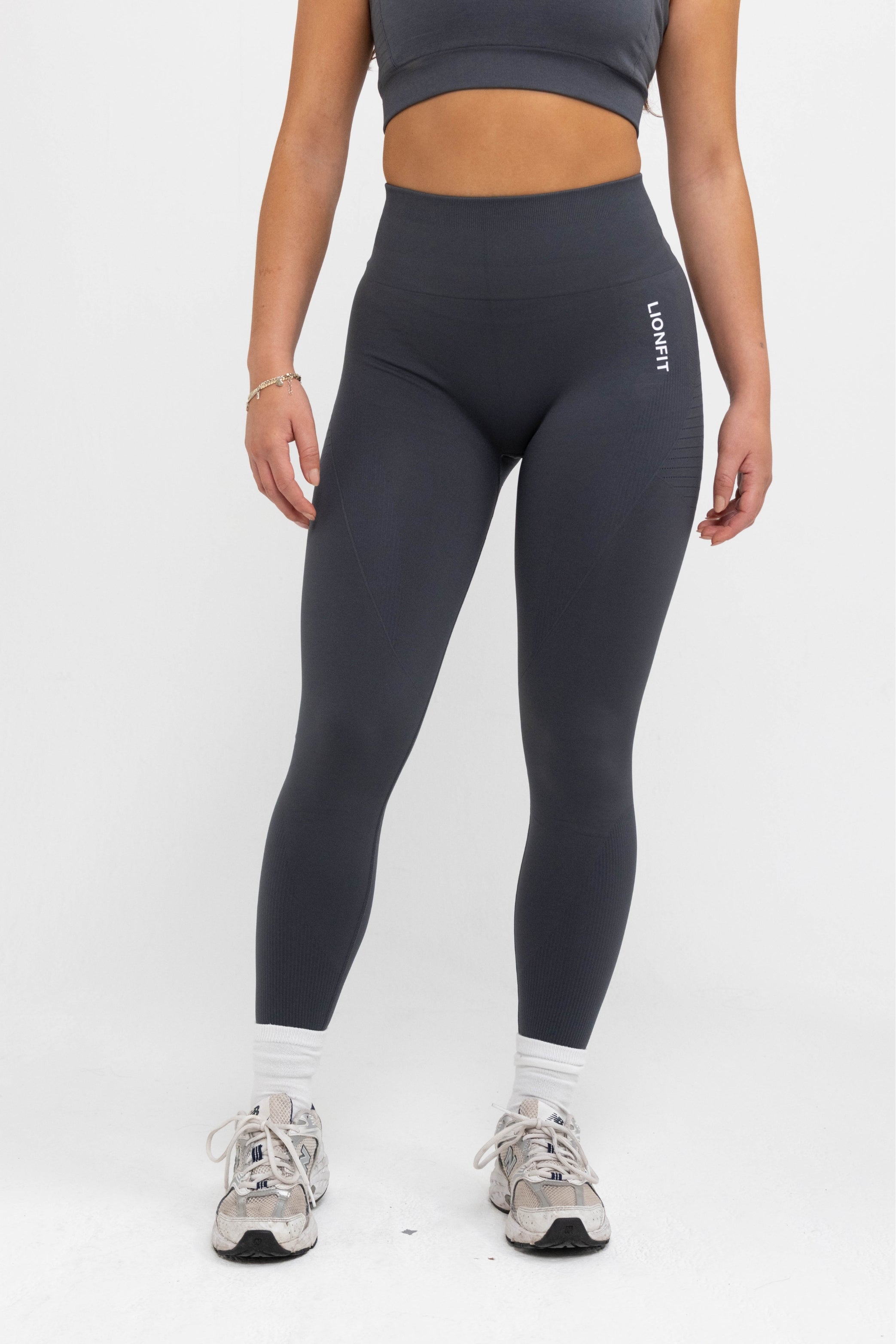 LIONFIT LEO SEAMLESS LEGGINGS ANTRA GREY 2