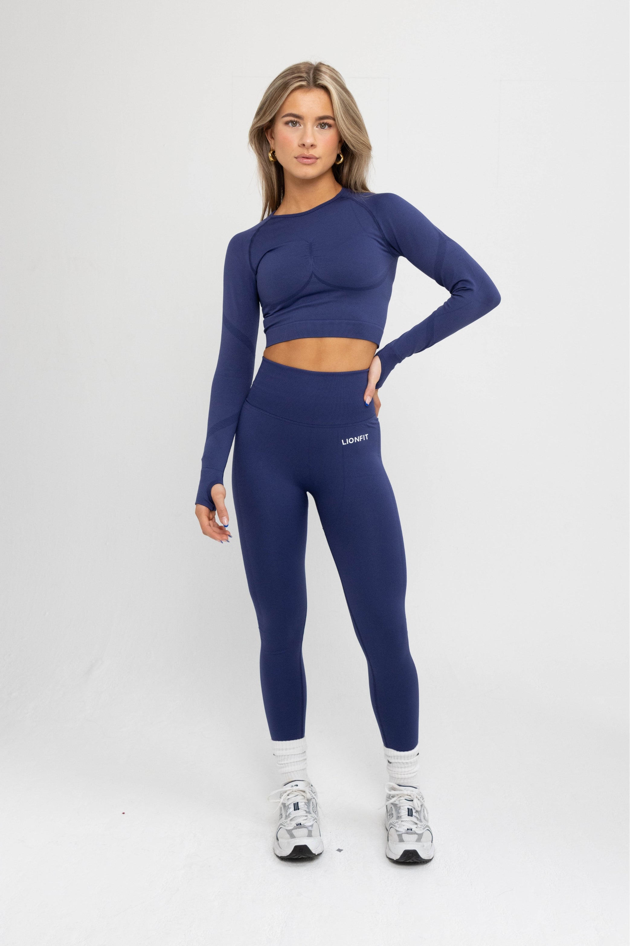 LIONFIT NALA SEAMLESS LONGSLEEVE TOP BLUE 5