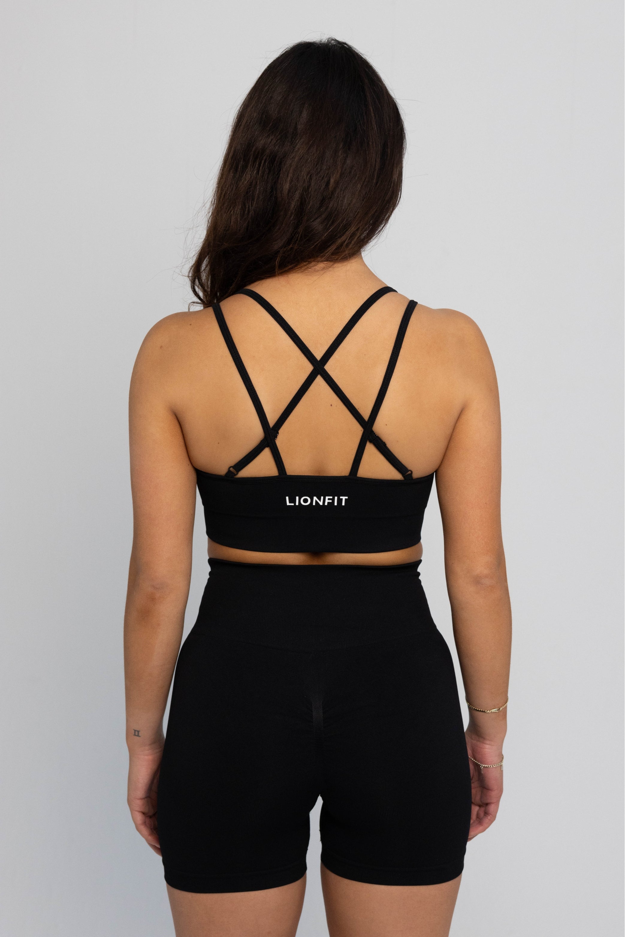 LIONFIT ZIRA SPORTS BRA BLACK CROSS 